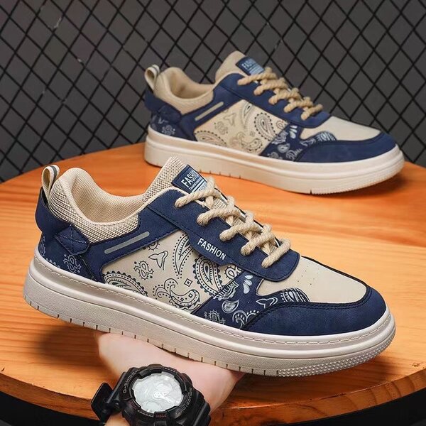 Summer sneakers