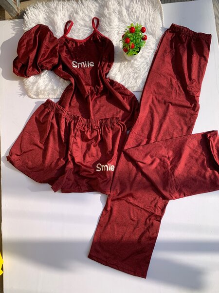 SMILE 4 in 1 NIGHTWEAR