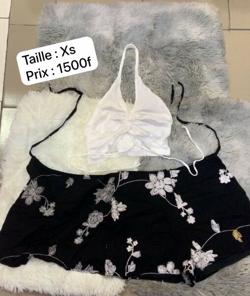 Top et jupe pour femme