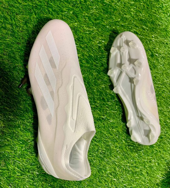 Soccer boots