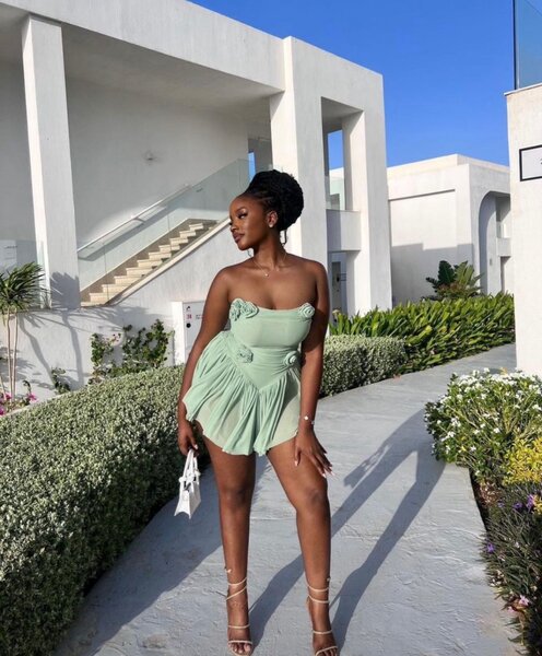 Robe courte