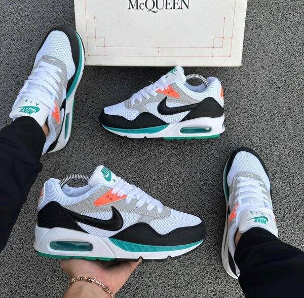 AIR MAX