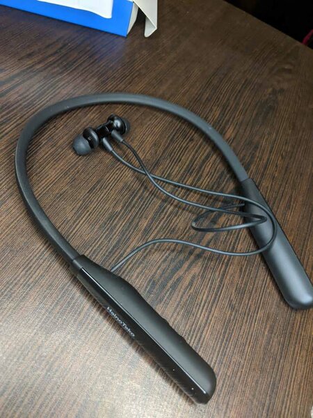Hainotecko neckband