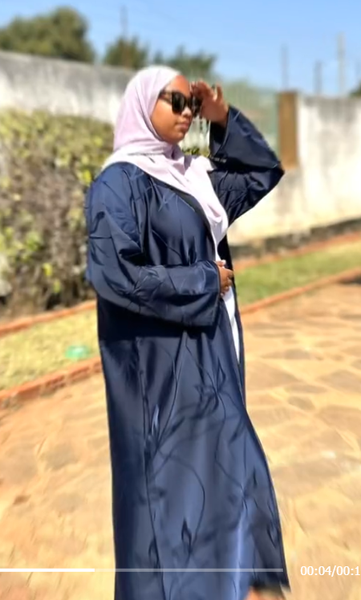Abaya blue