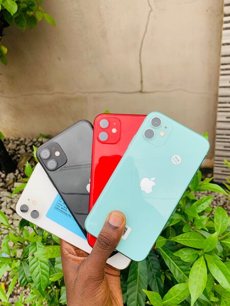 iPhone 11