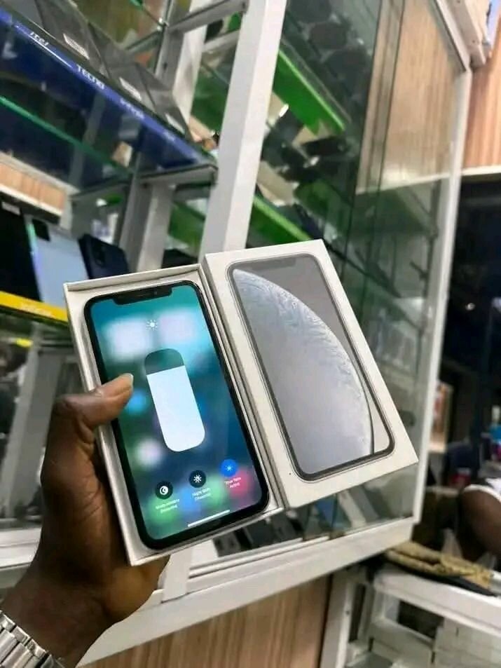 iPhone Blanc 128Go