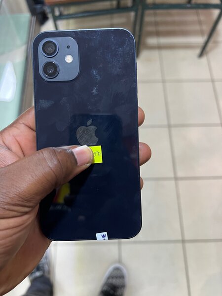 iPhone 12 64 gb