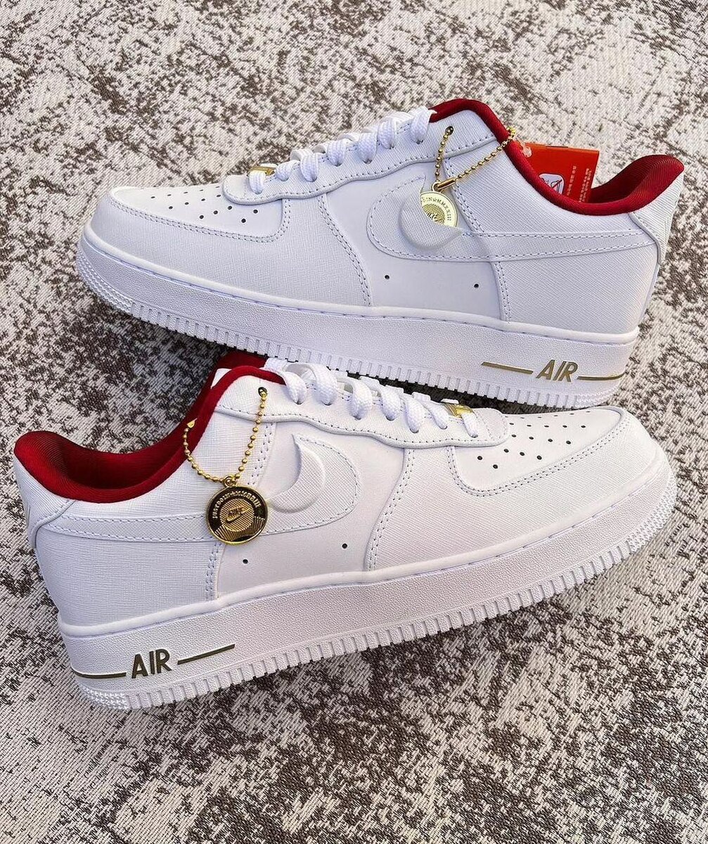 NIKE AIRFORCE CLASSIC WHITE
