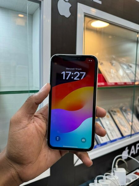 iPhone XR