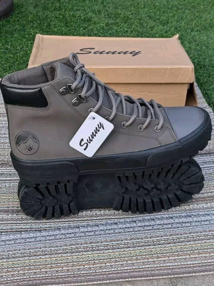 Sunny Boots