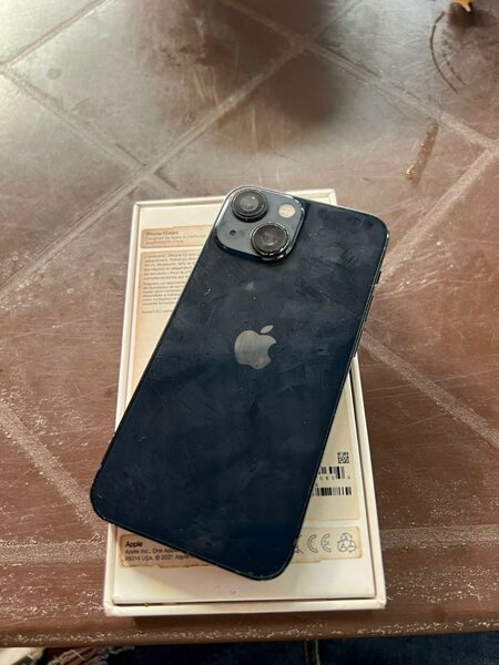 iPhone 13mini 128giga sans Face ID avec carton