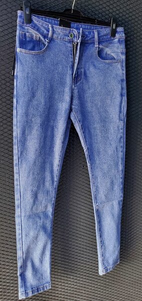 Hard jeans