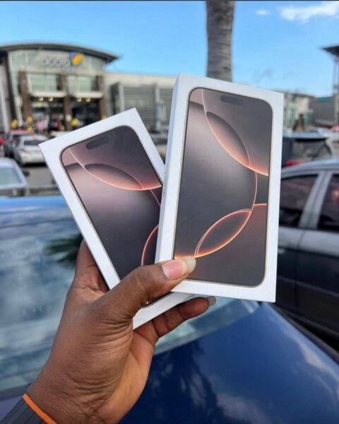 iPhone 16 Pro Max