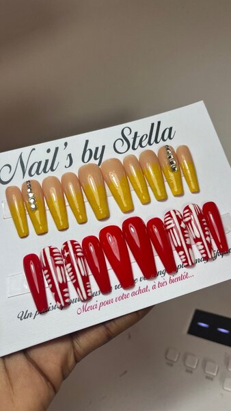 PRESS ON NAILS