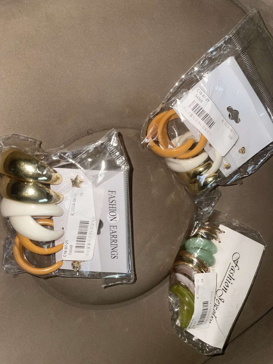 Ear rings