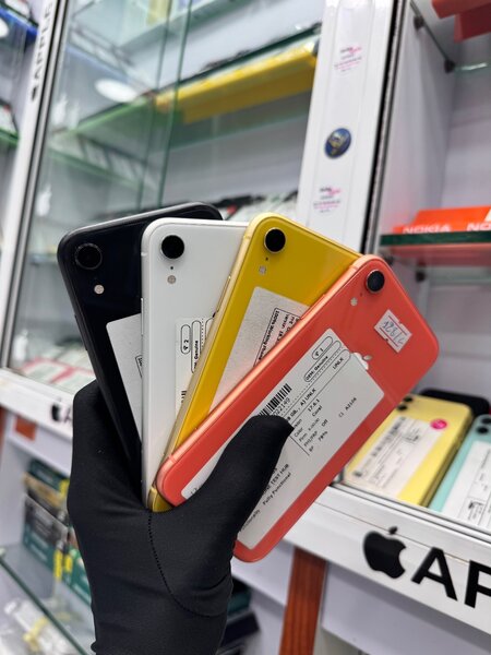 iPhone XR
