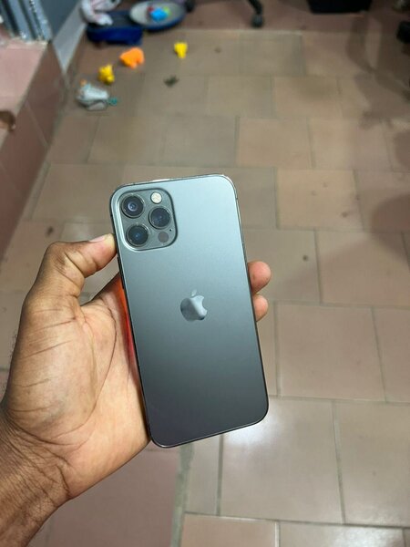 iPhone 12 Pro