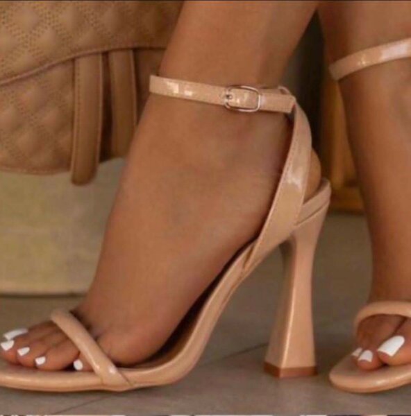 Sandal heels