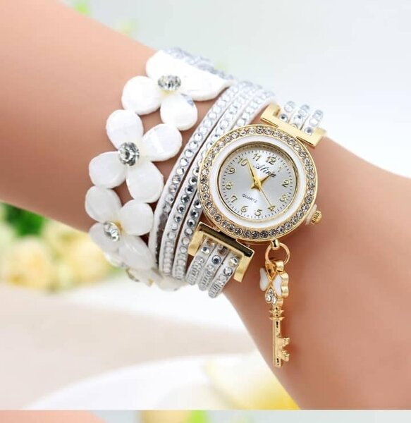 Ensembles montre blanc et bracelets blanc
