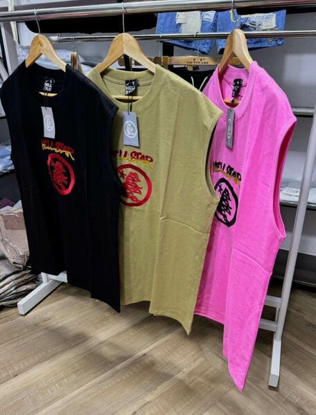 Sleeveless tees