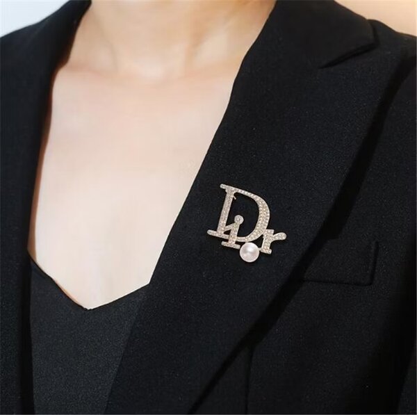 Broche
