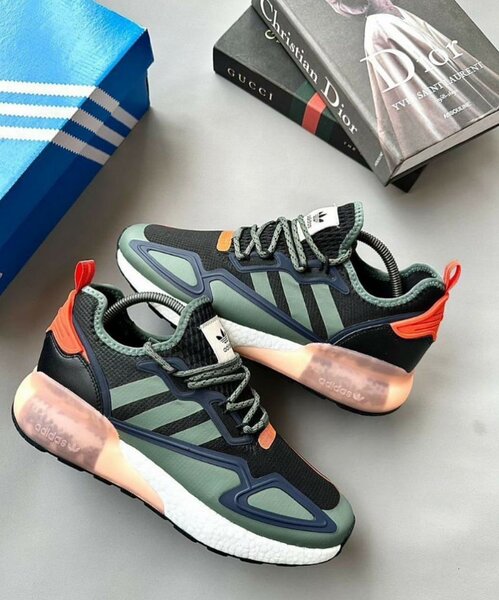 ADIDAS SNEAKER