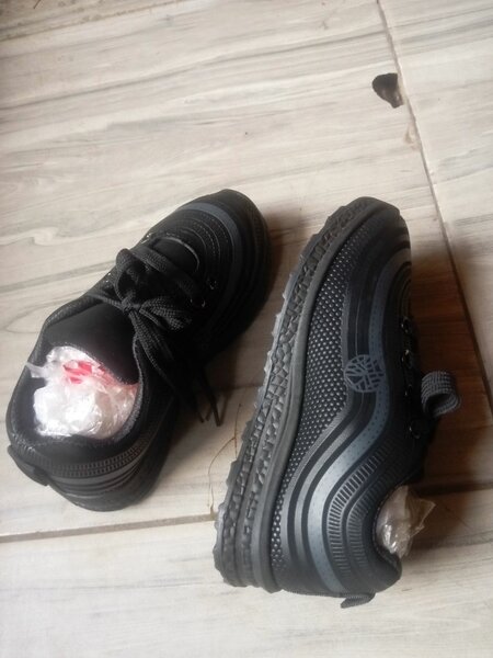 Kids Sneakers