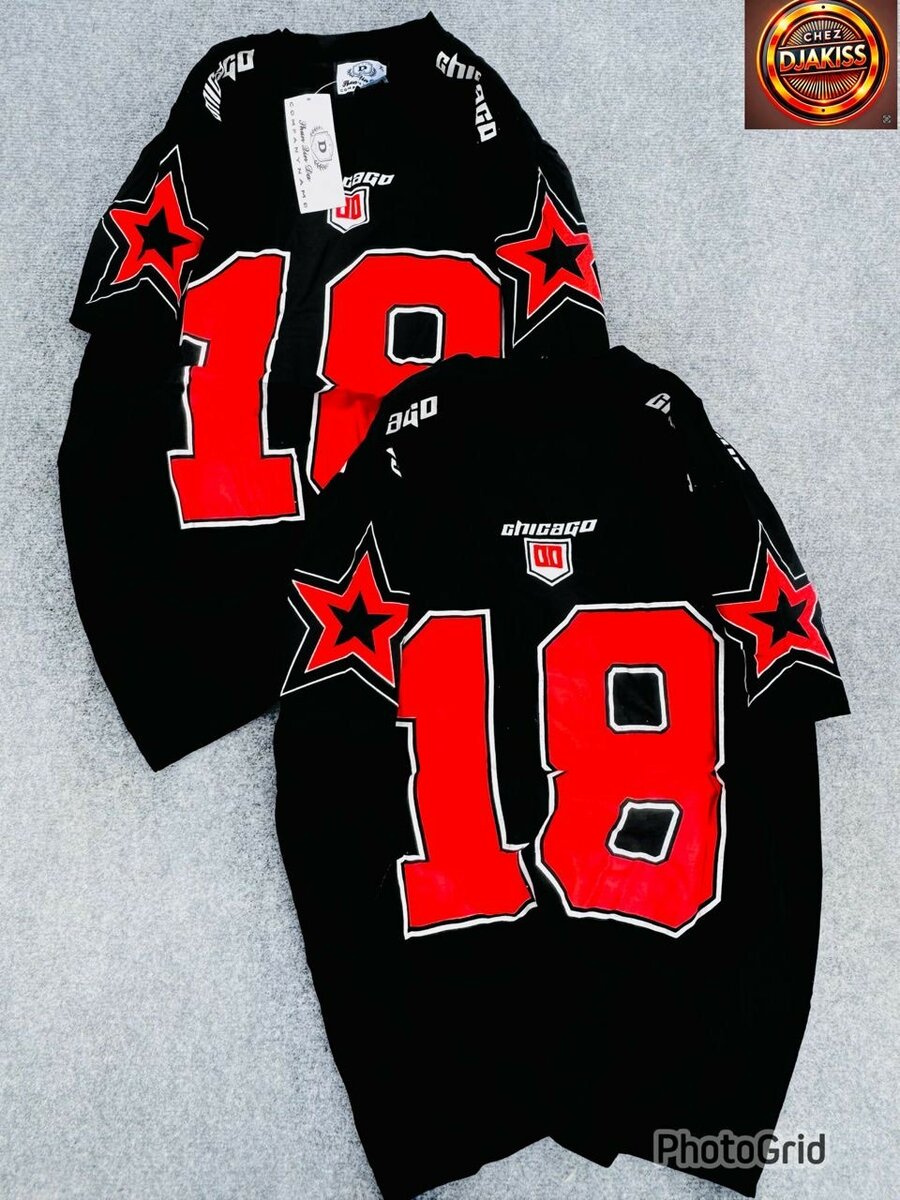 Maillots sportifs noirs étoilés