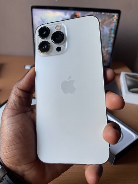 Apple iPhone