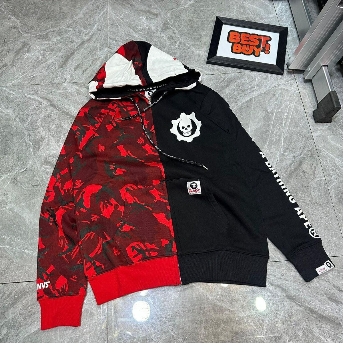 Hoodie