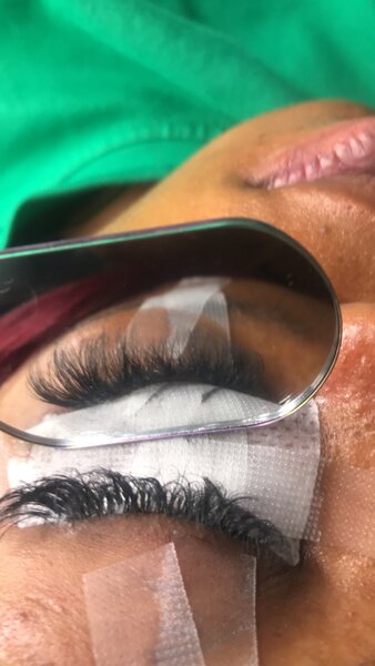 Mink lash extension