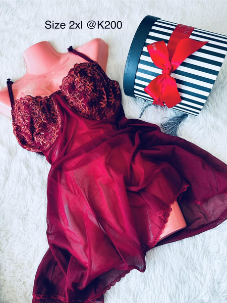 Lingerie rouge