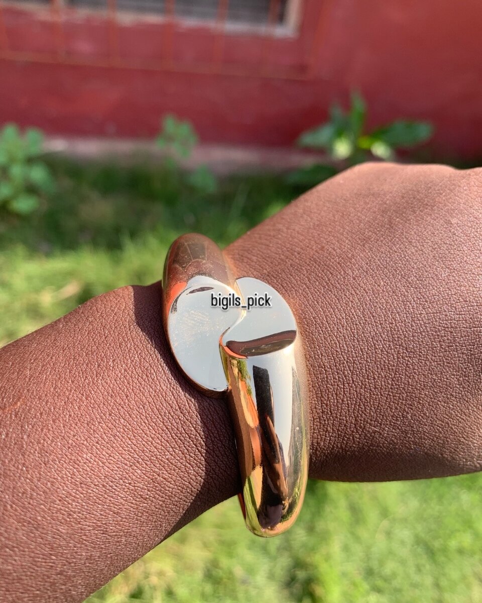 Cuff bangles