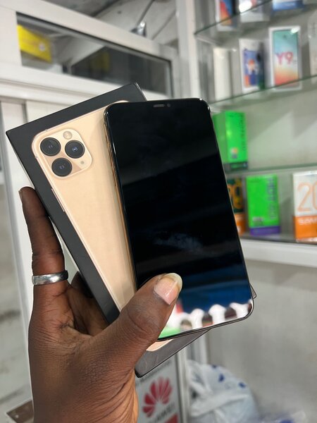 iPhone 11 Pro Max