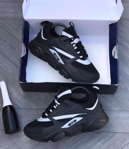 Dior sneakers