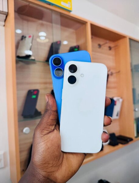 iPhone 16