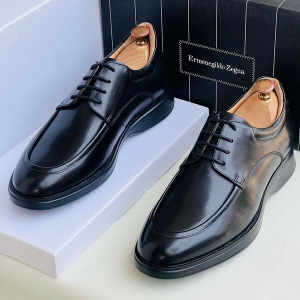 Mens Lace shoe