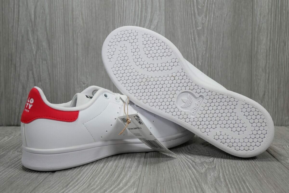 adidas Originals × HELLO KITTY AND FRIENDS STAN SMITH HQ1901