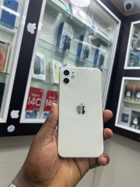 iPhone 11 simple