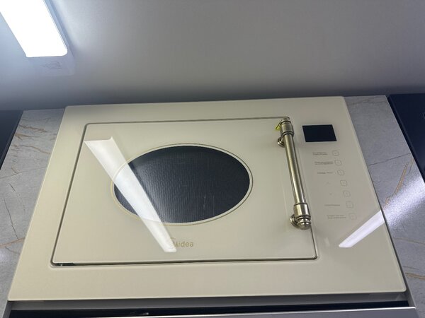 Midea