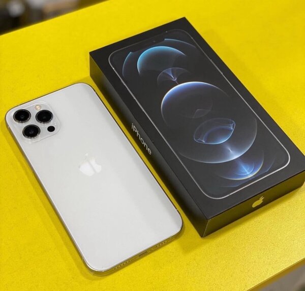 iPhone 12 Pro Max