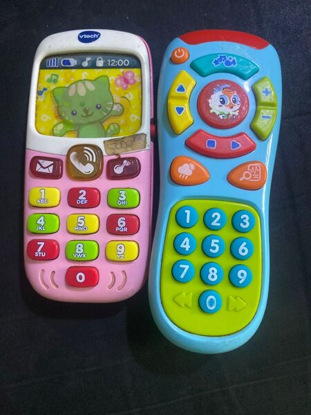Téléphones jouets éducatifs