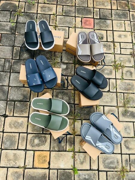 Sandales
