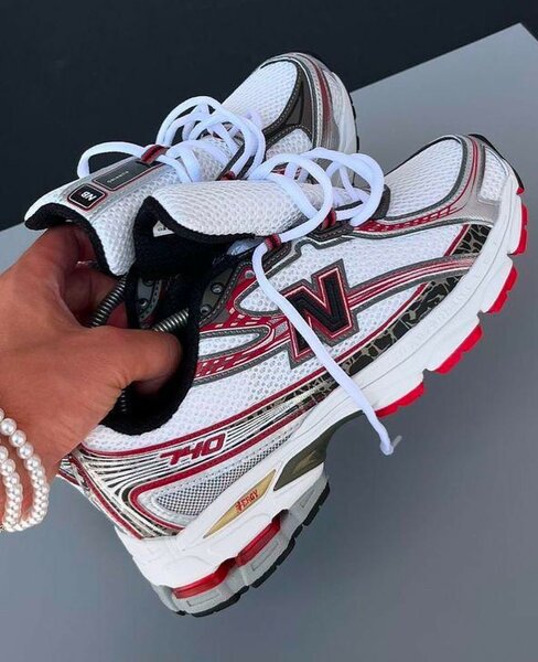 NEW BALANCE 740