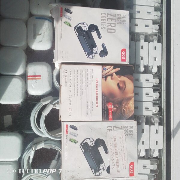 PURE BASS EAR BUDS