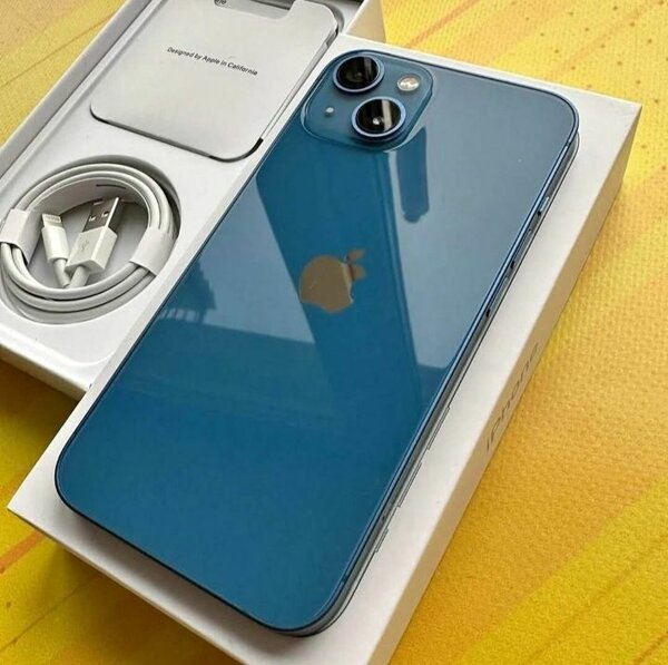 iPhone 13 Bleu Neuf