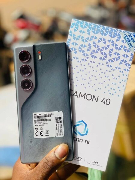 Camon 40