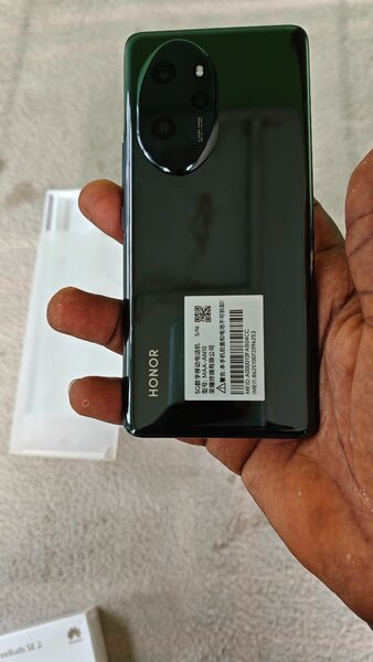 Honor 100 Pro