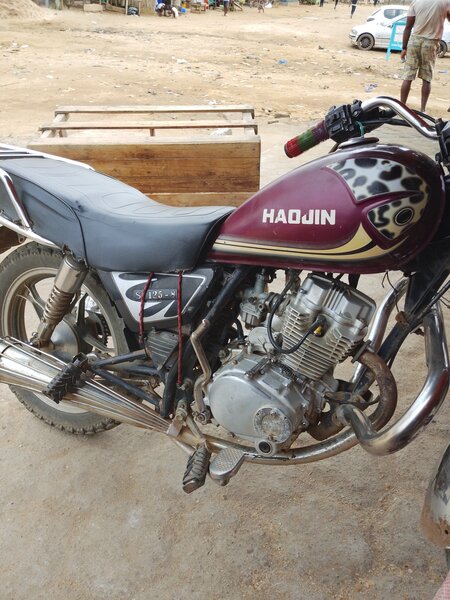 Moto Haojin 125CC Rouge
