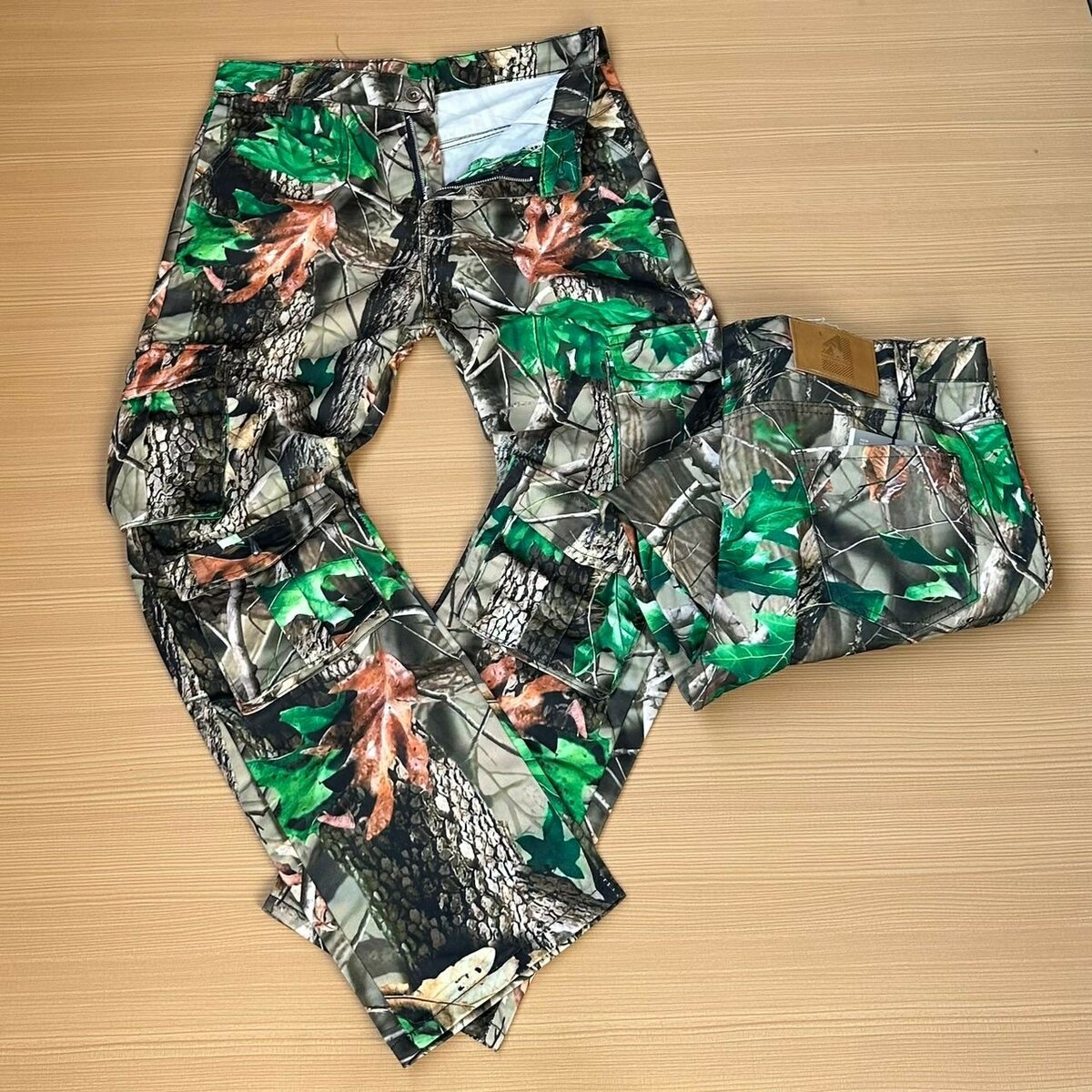 Unisex side pocket